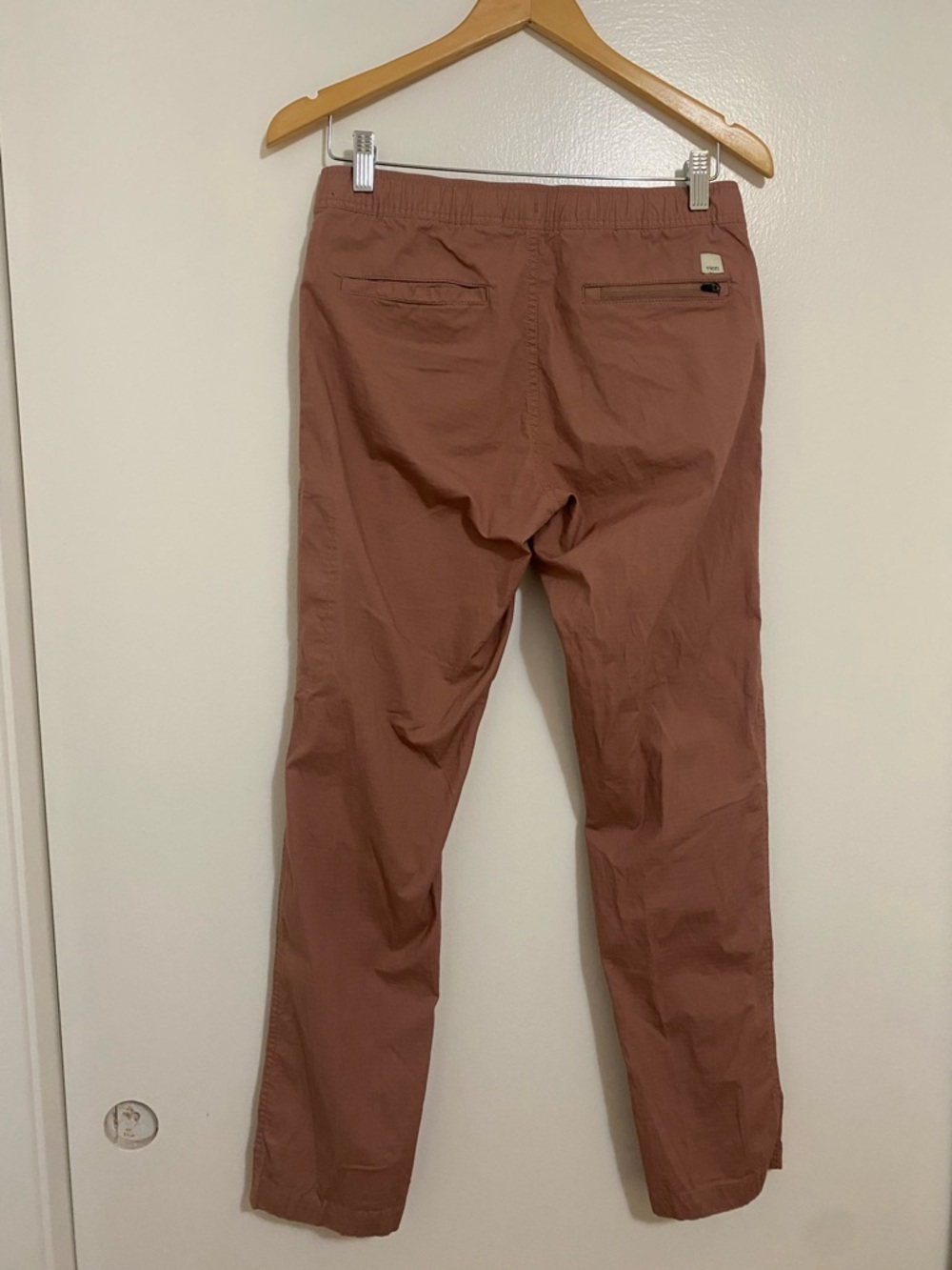 Vuori Women's Ripstop Pants in Mauve-Taupe - Picture 7 of 9